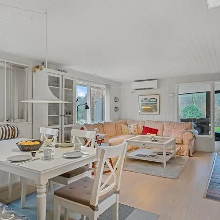 Sven - 250m To The Fjord By Interhome