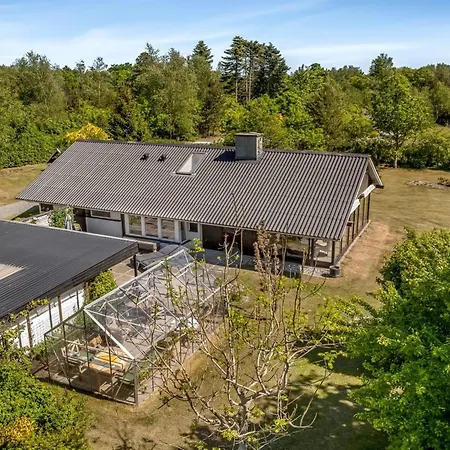 Sven - 250m To The Fjord By Interhome *