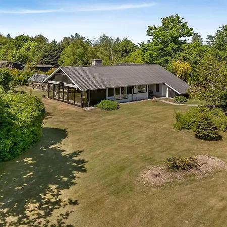 Sven - 250m To The Fjord By Interhome