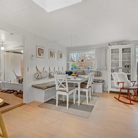 بيت للعطل Sven - 250m To The Fjord By Interhome